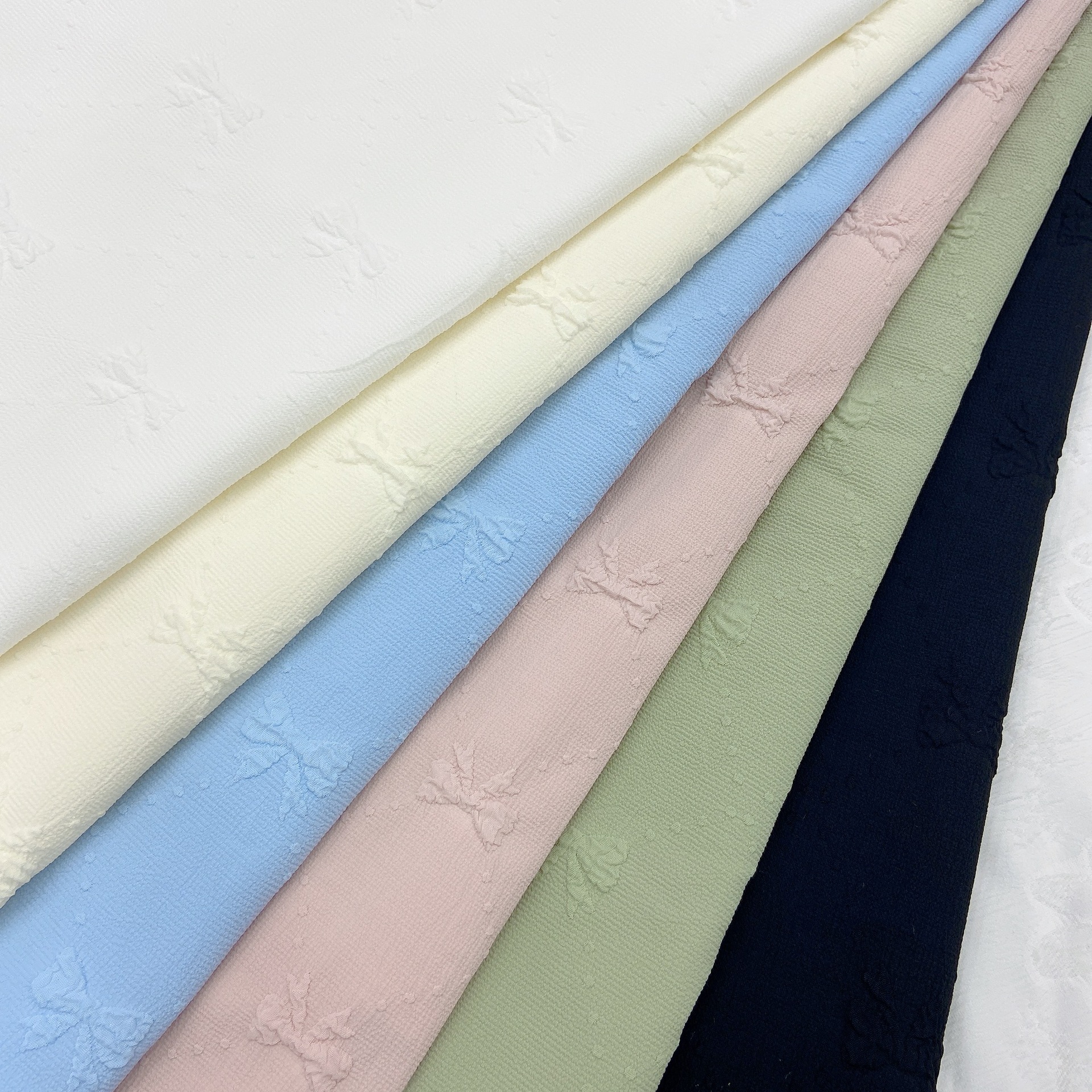 Жаккардовая ткань с мелким узором для женской и детской одежды