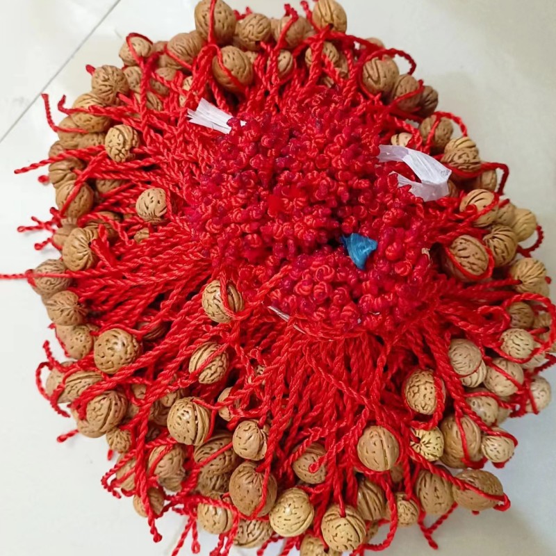 Red String Bracelet in the Shape of a Peach and Walnut Basket for the Zodiac Year, Couple Bracelets, Dragon Boat Festival Jewelry, Ethnic Hand-Woven Red String