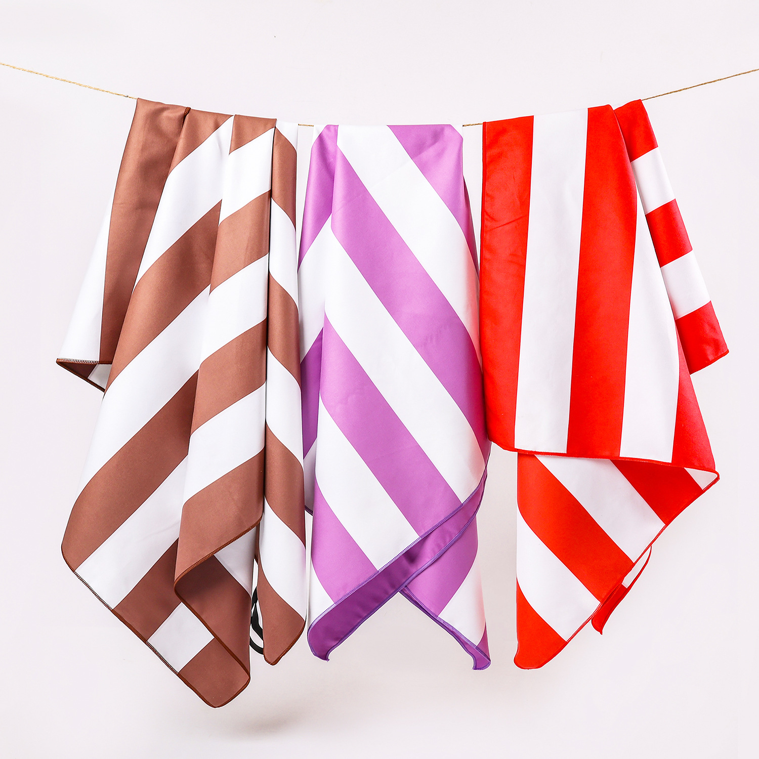 Spot foreign trade double-sided velvet quick-drying towel printed beach towel cross-border microfiber swimming adult bath towel