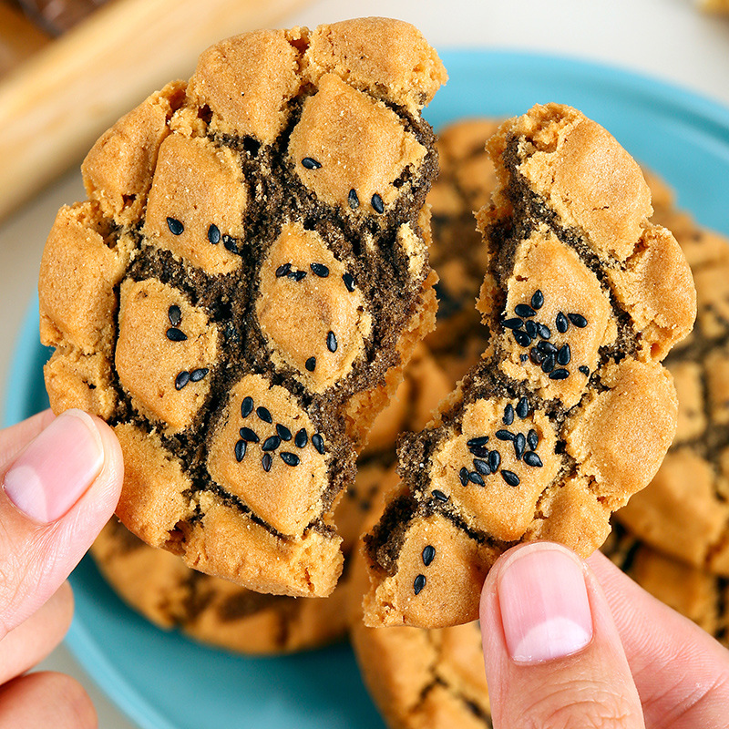 Sihuameng iron stick Yam walnut black sesame sandwich peach cake 500/box