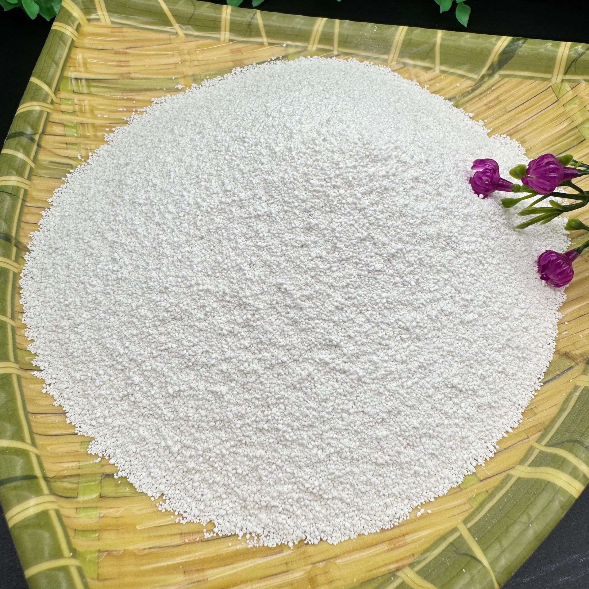 Ready Supply of Diatomaceous Earth, Calcined Diatomaceous Earth Granules, Soil Improvement, High Adsorption Diatomaceous Earth for Sewage Treatment