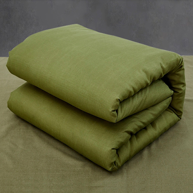 Factory wholesale military green cotton bedding quilt student military training dormitory labor protection quilt cotton quilt mattress set