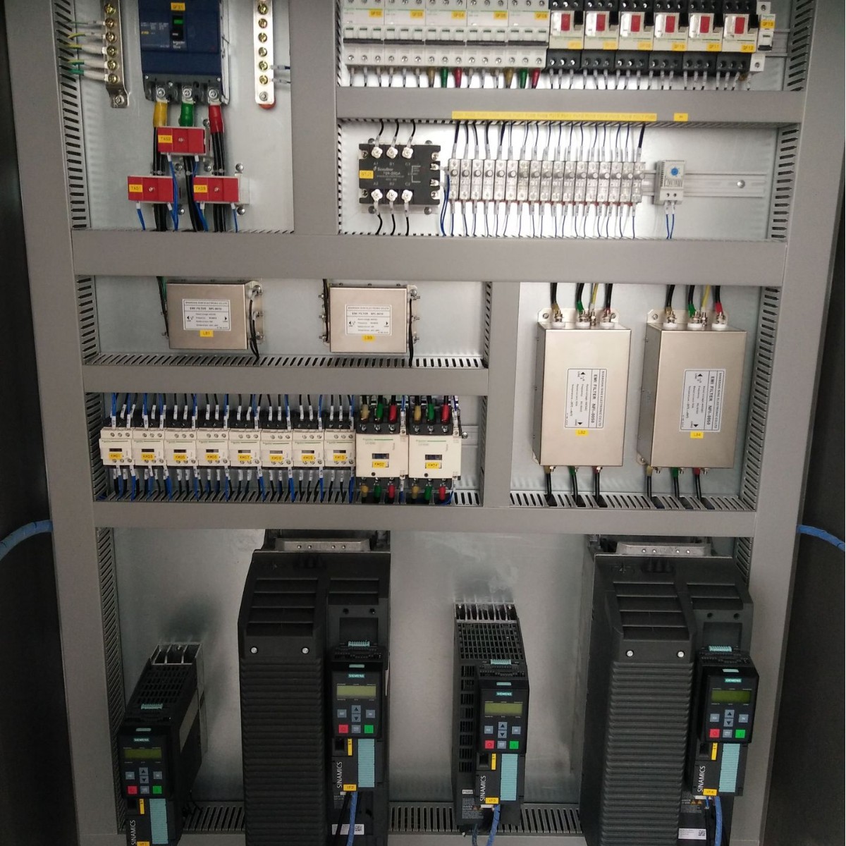 Electric control cabinet complete set of Programmable Low-voltage distribution cabinet PLC frequency conversion distribution box distribution and transmission equipment