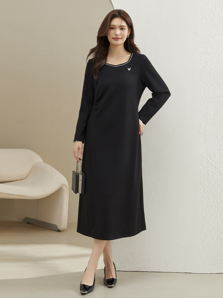 [Soft and Waxy French Air Layer Draped U-Neck Dress] Slim and Beautiful Plus Size Women's Clothing Fat mm 2024 Winter New Style