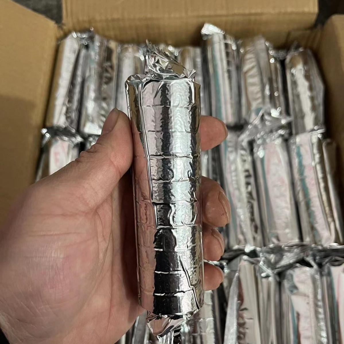 40mm In-Stock Manufacturer Wholesale Barbecue Charcoal Quick-Burning Charcoal Fruit Wood Charcoal Shisha Charcoal Fire Starter Grill Stove Can Be Branded with Logo