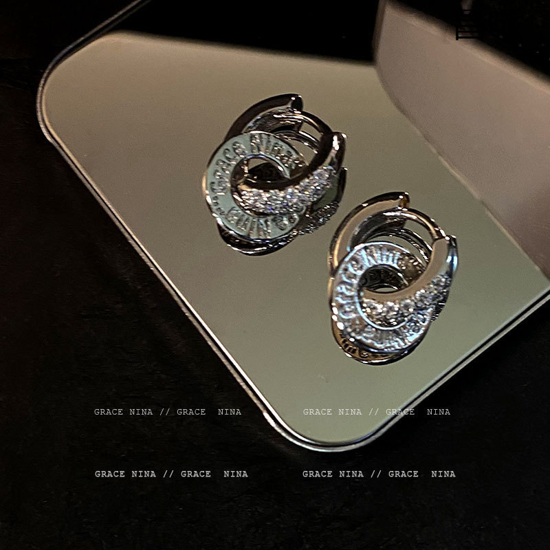 Two-Piece Diamond-Studded Double Hoop Earrings 2022 New Minimalist Stud Earrings for Women, Summer Cool Style Design Earrings Ins