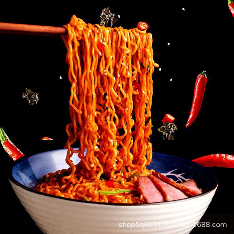 White elephant Turkey noodles bagged instant noodles big spicy Jiao Korean cream mixed noodles full box wholesale mixed noodles instant noodles