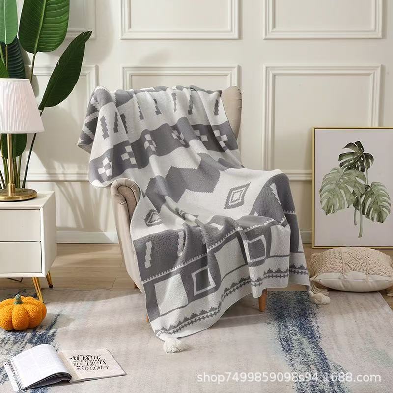 Scandinavian Style Accessible Luxury Sofa Blanket Office Nap Air-Conditioned Blanket Knitted Small Blanket B&B Bed Towel Leisure Blanket