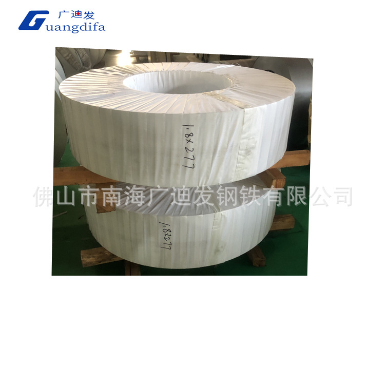 Galvanized Steel Sheet Galvanized Roll 51D 53D 0.4Mm-3.0Mm Complete Specifications and Can Be Ordered in Flat