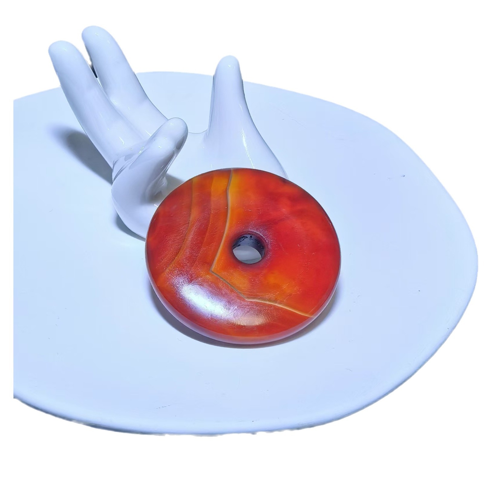 Warring States red agate peace buckle silk agate pendant men's and women's necklace sweater chain DIY accessories manufacturers wholesale