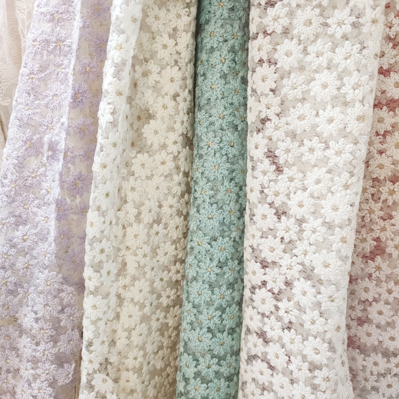 Milk silk small chrysanthemum gold thread water soluble embroidered fabric mesh lace wedding gift bag dance shoes hat fabric wholesale