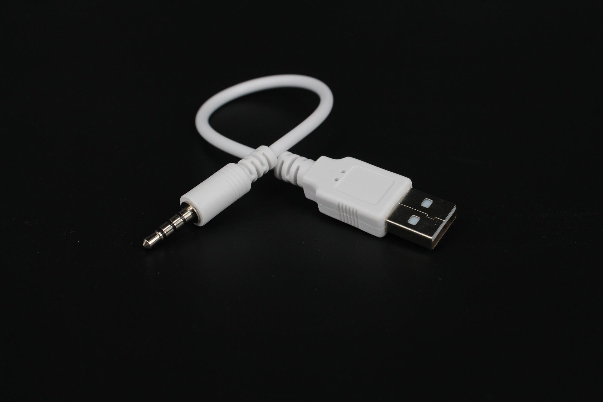 USB revolution 3.5MM male charging data cable computer audio car MP3 Bluetooth headset charger adapter cable