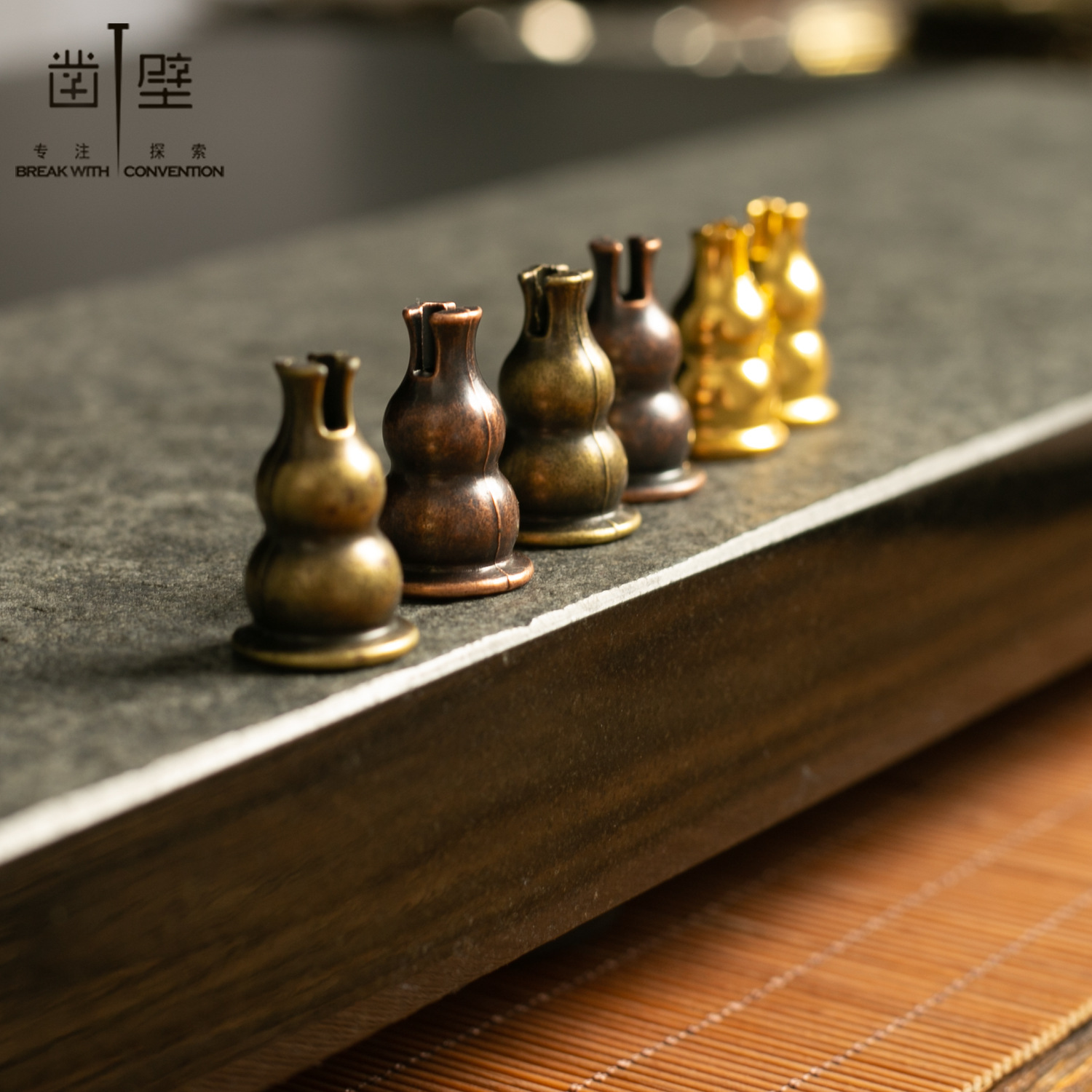 Small gourd zinc alloy incense holder incense thread incense coil incense universal aromatherapy Buddha set incense holder base