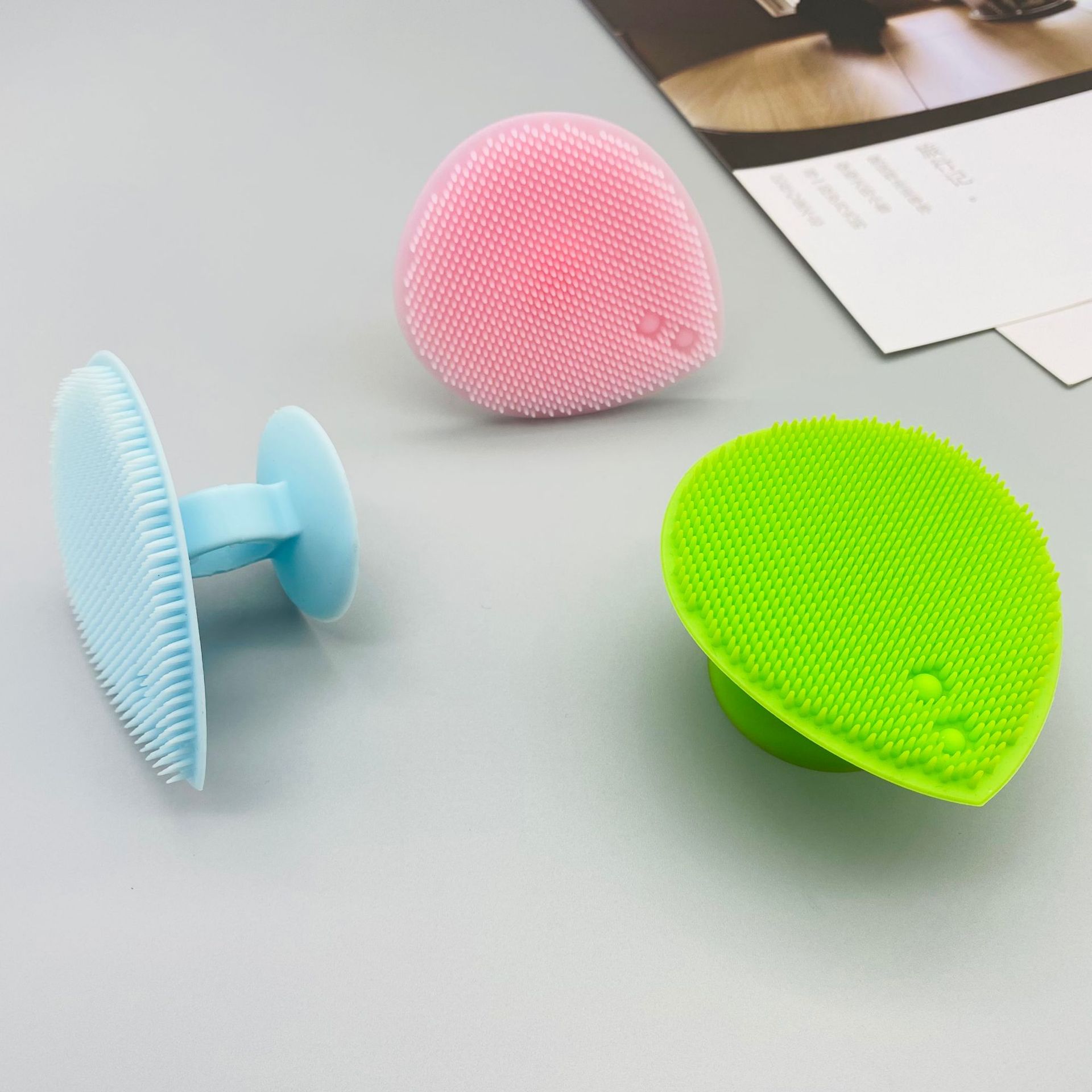 Silicone face washing brush large water drop heart-shaped cleansing brush manual silicone shampoo brush facial cleaning massage brush