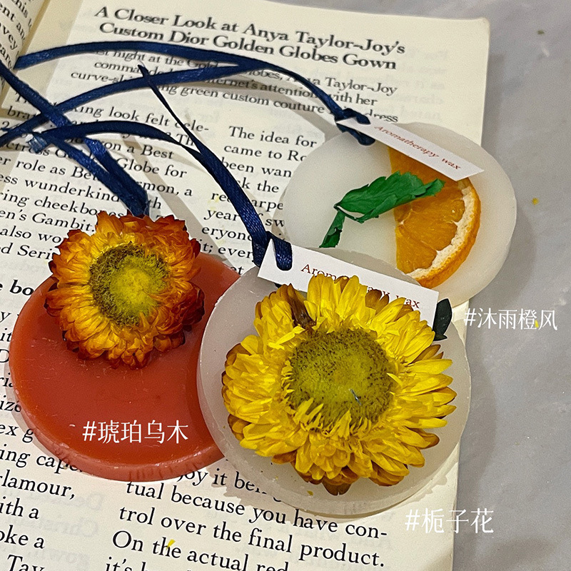 Sumicoco Aromatherapy Wax Flakes Wardrobe Bedroom Long-Lasting Fragrance Pendant Clothes Deodorizing Wardrobe Air Freshener