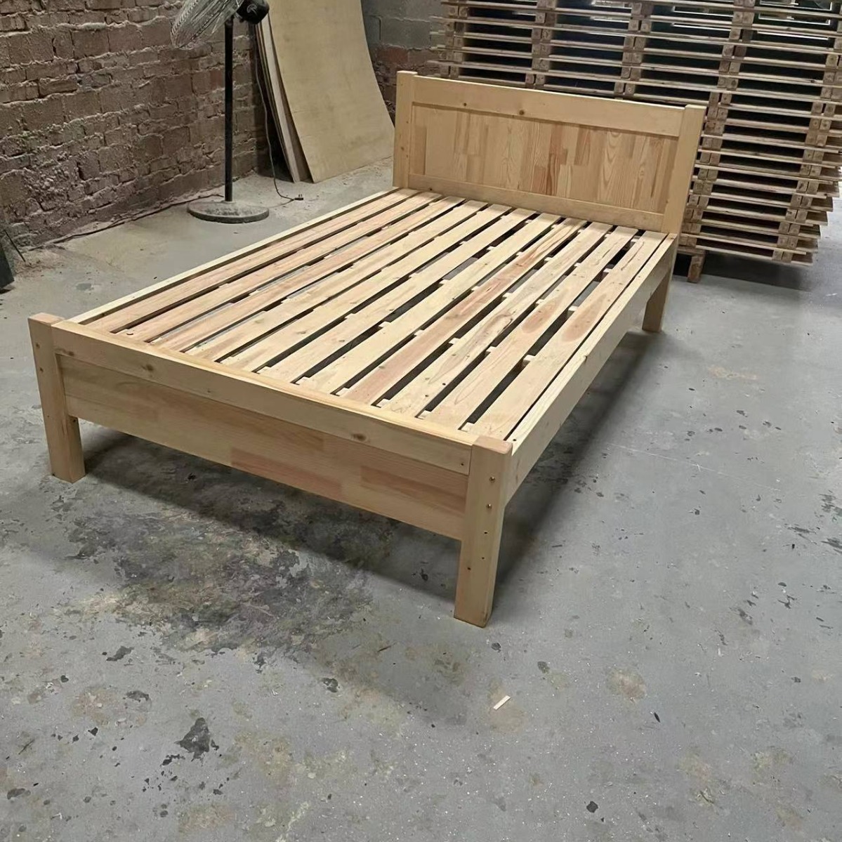 Wholesale modern simple pine double bed master bedroom dormitory rental hotel small apartment 1.2 meters single bed