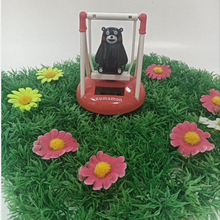 Японская подлинная KUMAMON KUMAMON автомобиль качающаяся голова игрушка солнечные автомобильные украшения