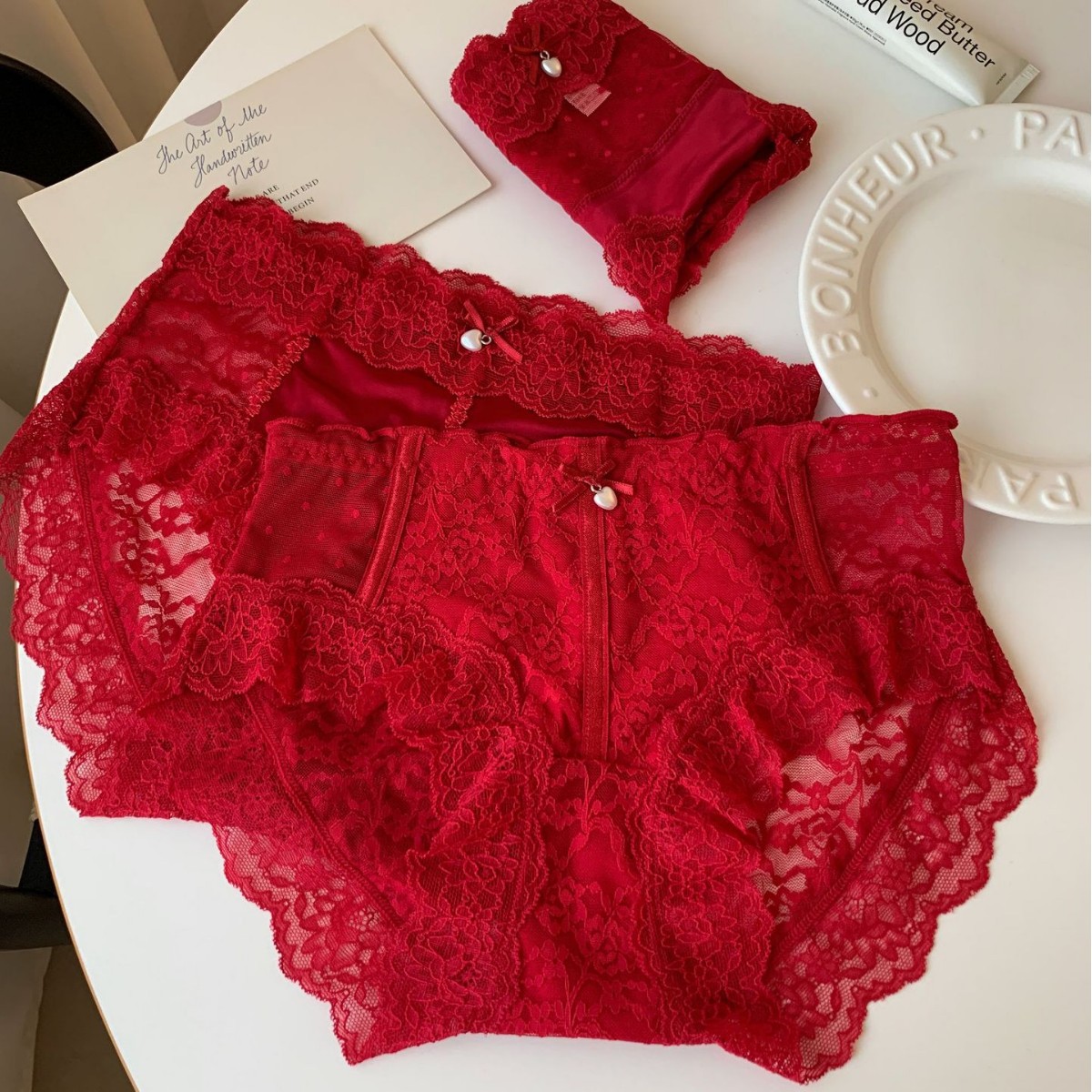 Lady's High-End Red Underwear Women's Pure Cotton Crotch 2025 New Sexy and Seductive Lace Wedding Girls Shorts