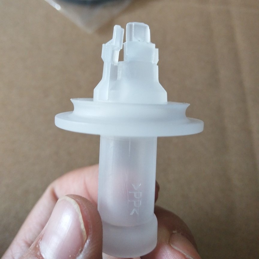 Source Manufacturer 04152-37010 Oil Filter Supports Foreign Trade Corolla Oil Grids