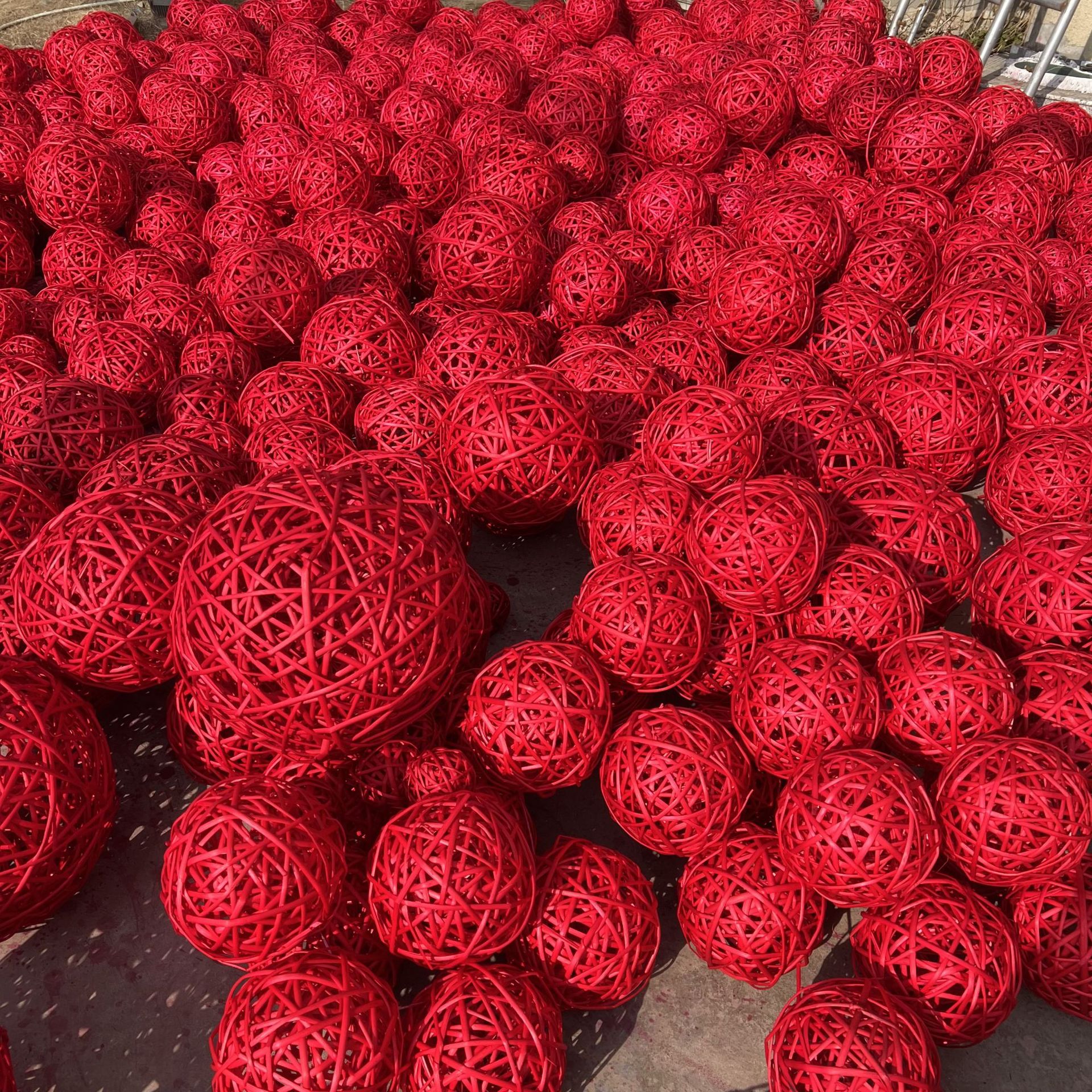 Takraw Ball Red Ball Ceiling Decoration Willow Ball Hanging Ornaments Shopping Mall Hotel Kindergarten Street Hanging Type