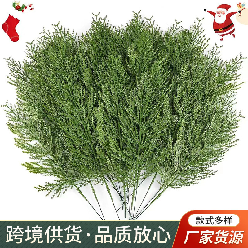 Самые популярные рождественские украшения Пихтовые листья Сцена рождественской елки