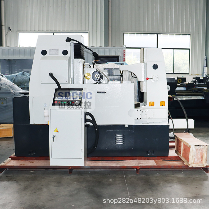 Cnc Gear Hobbing Machine Yk3180 Fully Automatic Two-Axis Four-Axis Straight Tooth Helical Tooth and Other 10 Mold Gear Processing Equipment