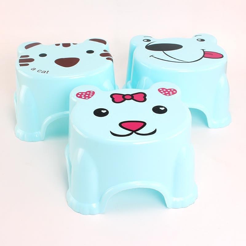 Children's cartoon small stool small bench exquisite gift advertising stool children's toys small bench binary store