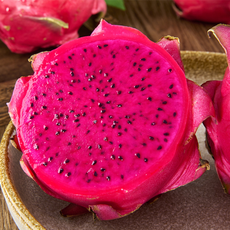 Source supply Jindu No.1 red heart dragon fruit fresh fruit postage a generation