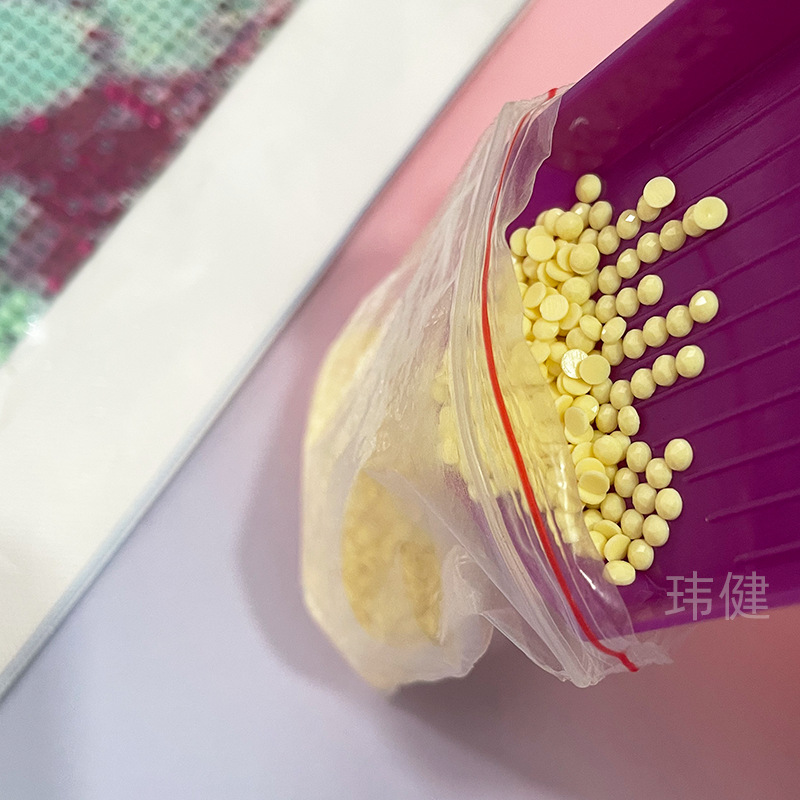 Diamond Dot Drill Tray Turn over Drill Tray Sticker Drill DIY Square Drill Round Drill Tray Storage Square Tray Closed Small Drill Tray