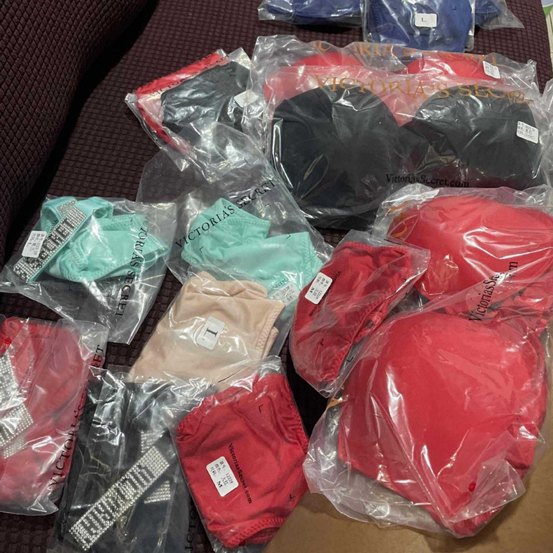 European and American Hot-Selling Victoria Underwear Set Letter Rhinestone Comfortable Bra with Steel Ring