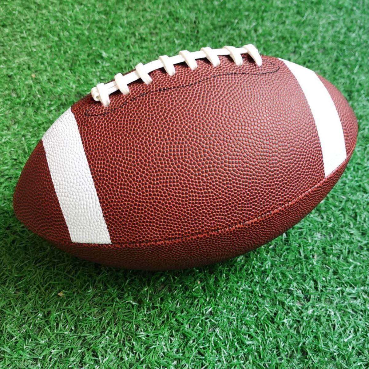 Factory direct custom No. 3, No. 6, No. 9 machine sewing PU/PVC standard competition training American football