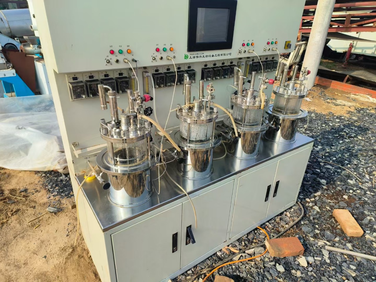 Shanghai Baoxing 5-Liter Four-Tank Fermentation Tank, Operating Normally, the Price Listed Does Not Match the Actual Product, Please Contact Us if Necessary