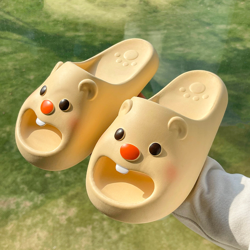 Little Beaver Slippers Women's Summer Outfit 2025 New Style Indoor Home Cute Girl's Soft-hearted Cute Sandals and Slippers for Women