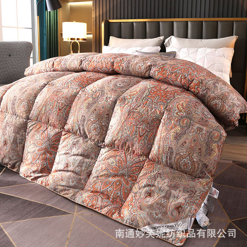 Siberian duvet padded warm single double feather silk quilts are group purchase wholesale live explosions soft quilts