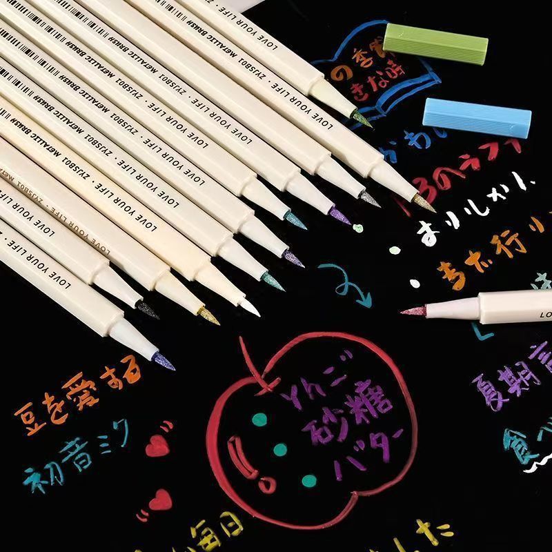 Metallic Acrylic Marker Pen Gold and Silver Waterproof Non-Fading Signature Pen Gold Paint Pen Gold Pen Gold-Plated Pen Soft Hair