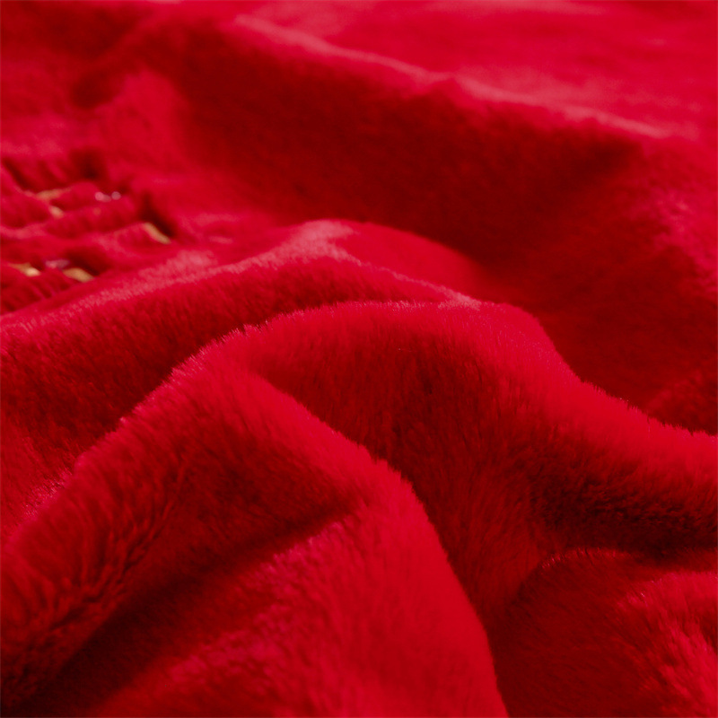 High-grade rabbit velvet wedding woman's wedding blanket thickened raschel red festive wedding multi-functional blanket