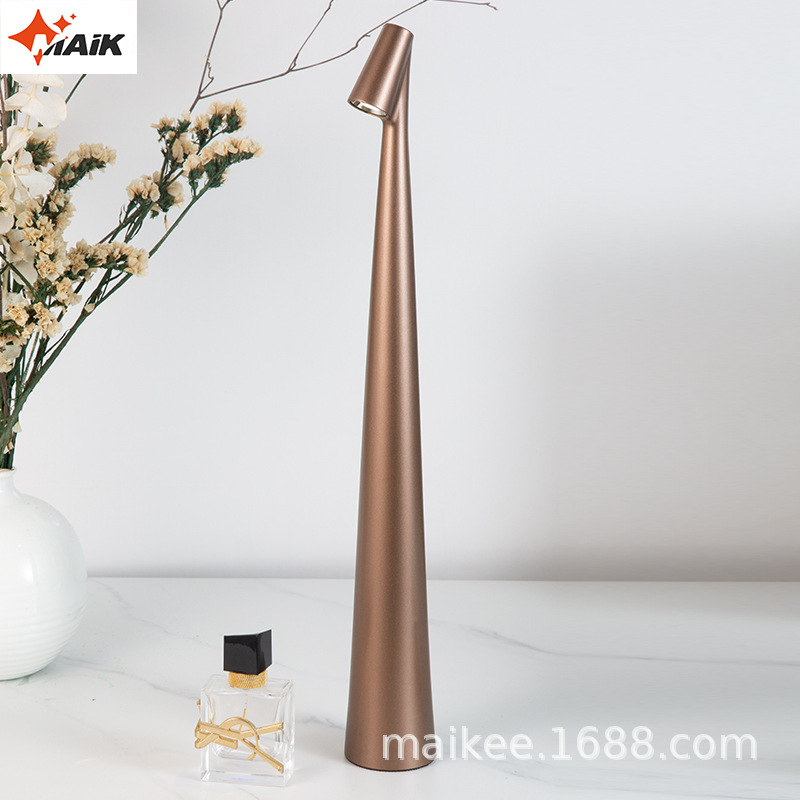 Fashionable Cross-Border Gaofu Shuai Living Room Desktop Reading Atmosphere Light Pc Touch Charging Restaurant Classy Ins Electric Table Lamp