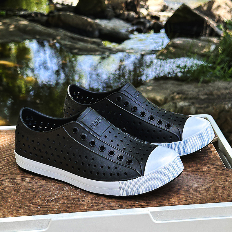 Bambootune Crocs Men's Baotou Sandals Wading Beach Hollow Shoes Summer Breathable Non-Slip Korean Version Wholesale