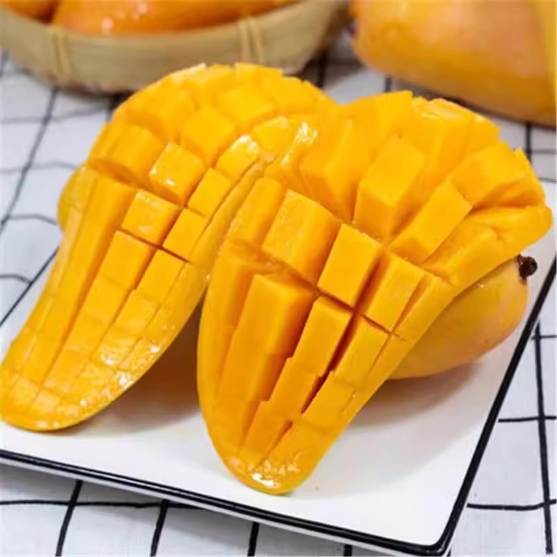 Hainan Jinhuang Mang 5kg Mango Grade a Large Fruit Fresh Fruit Freshly Picked Green Sweetheart Yellow Skin Narcissus Mango Whole Box Bag