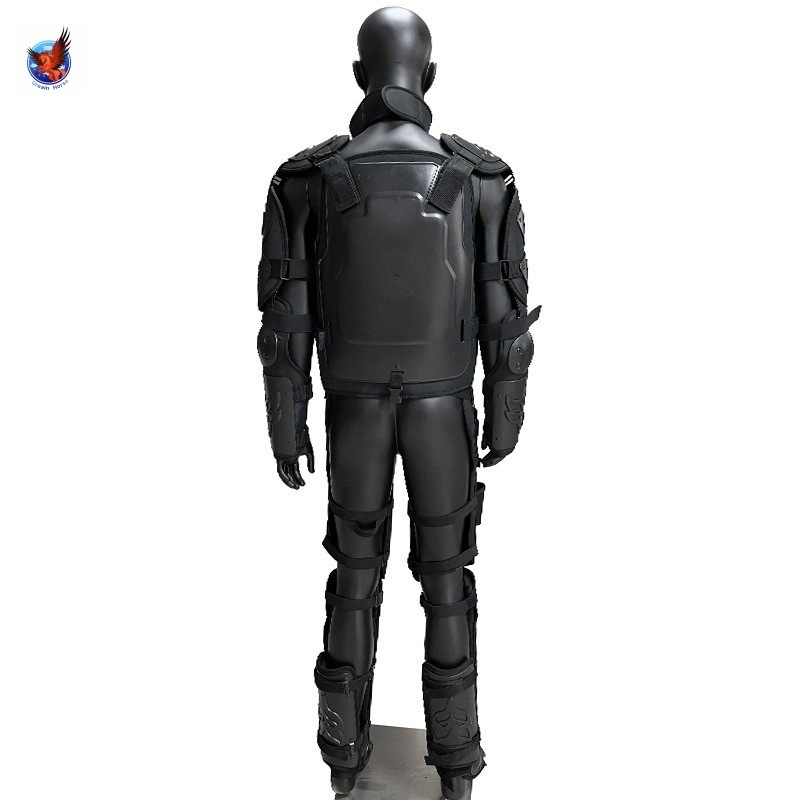 Dream Horse Produces and Sells Directly Black Anti-Hit and Flame-Retardant Protective Clothing, Riot Control Suits, Law Enforcement Duty Suits, and Explosion-Proof Suits