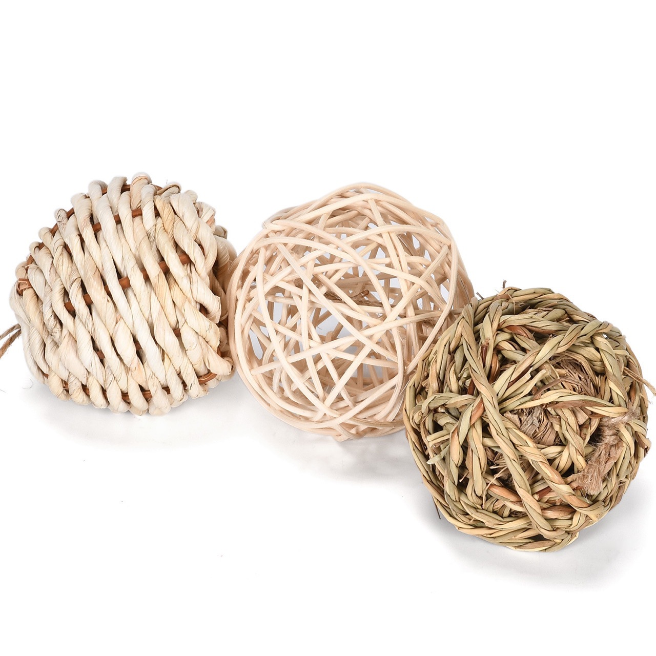 High-Quality Rabbit Boredom Relief Toys Can Be Hung and Eaten with a Variety of Exotic Pet Supplies, Chinchillas, Guinea Pigs, Chewing and Molaring Snacks