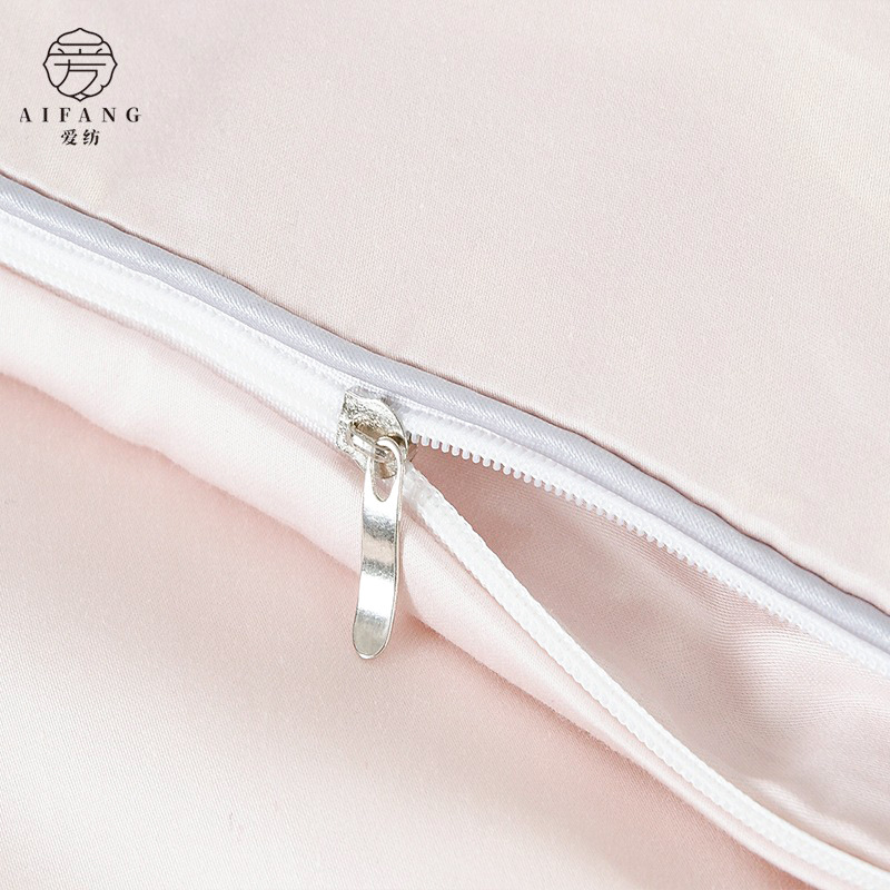 Shuanggong Tongxiang Silk Quilt 100% Mulberry Silk Core A-Class Pure Cotton Wedding Quilt Air Conditioning Pure Silk Autumn and Winter Quilt