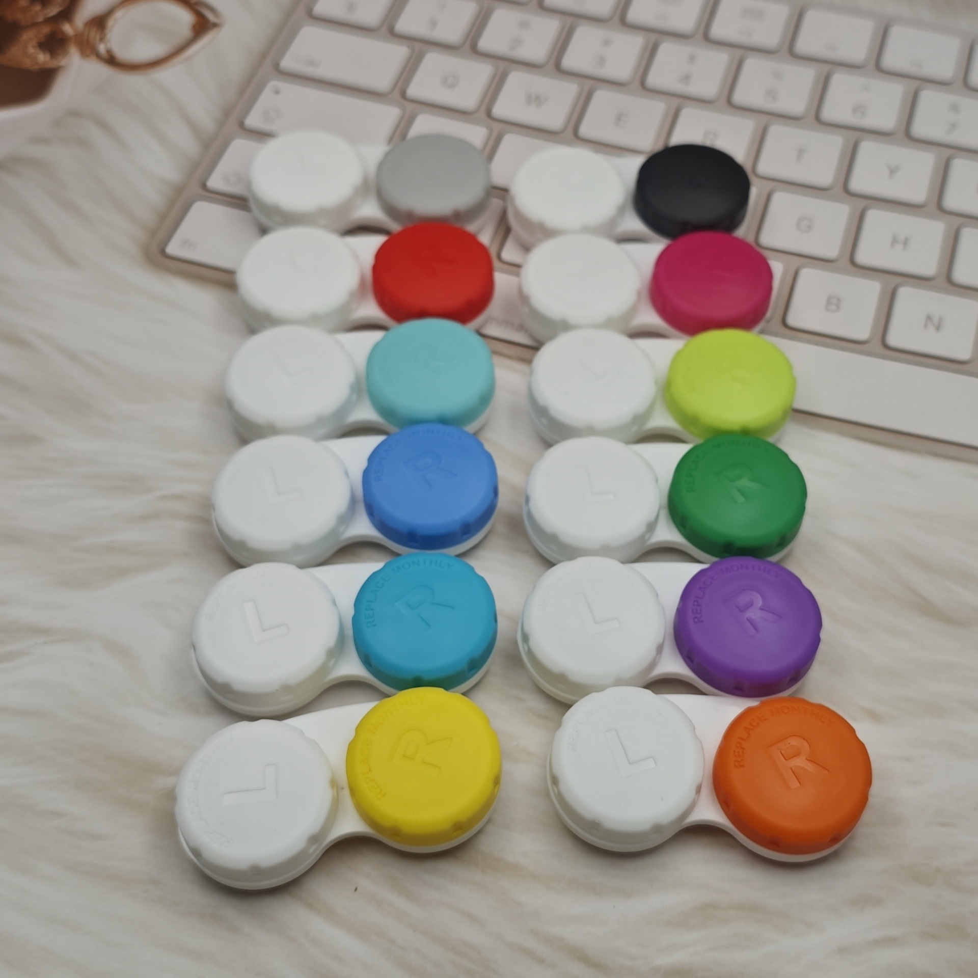 В наличии кросс-бордерная двойная коробка для контактных линз 12 цветов, красивая коробка для зрачков с письмом, замена раз в месяц оптом