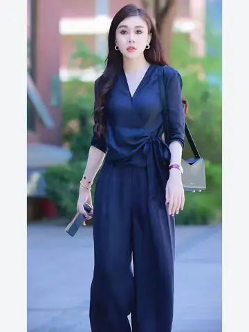 Two-Piece Suit for Women 2025 Summer New Product Literary Fashion Age-Reducing Design V Neck Shirt Versatile High-Waisted Wide-Leg Pants