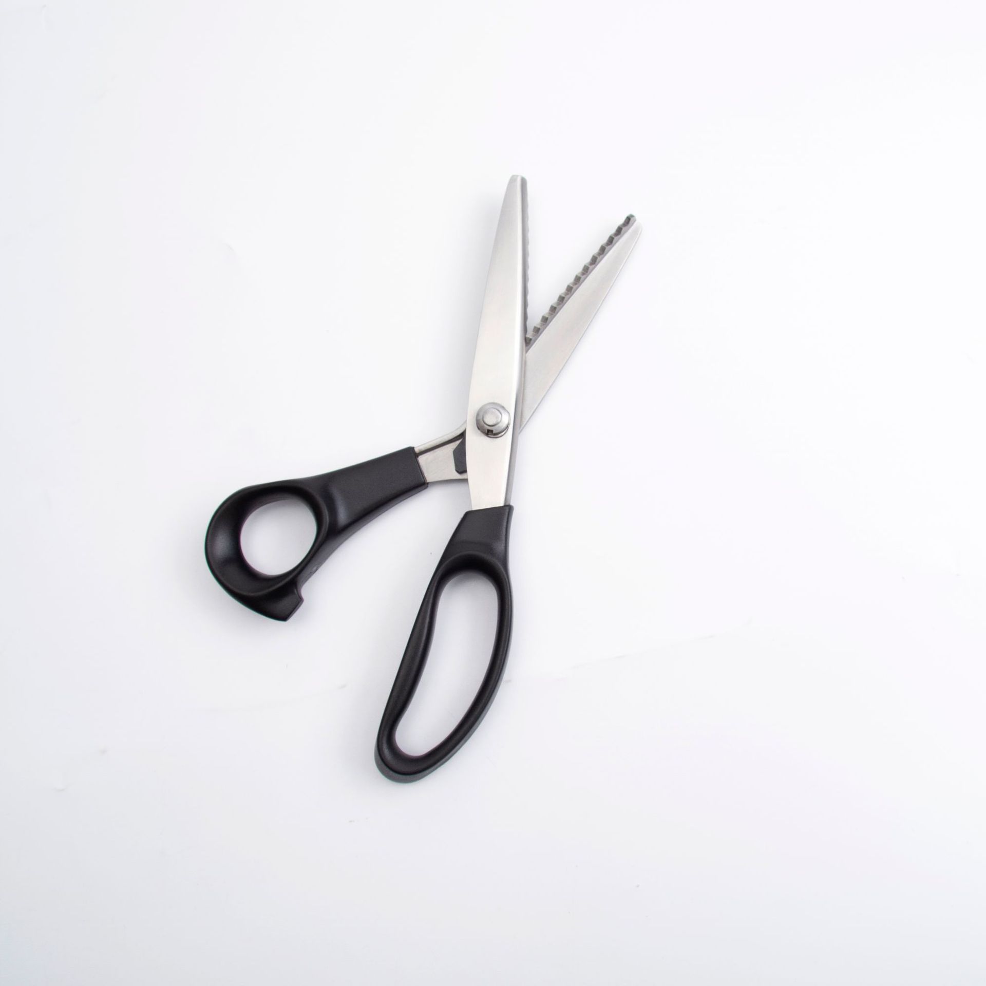 Special DIY Serrated Tailor Scissors for in stock Clothes Lace Cloth Scissors Dog Teeth Wave Hand Scissors