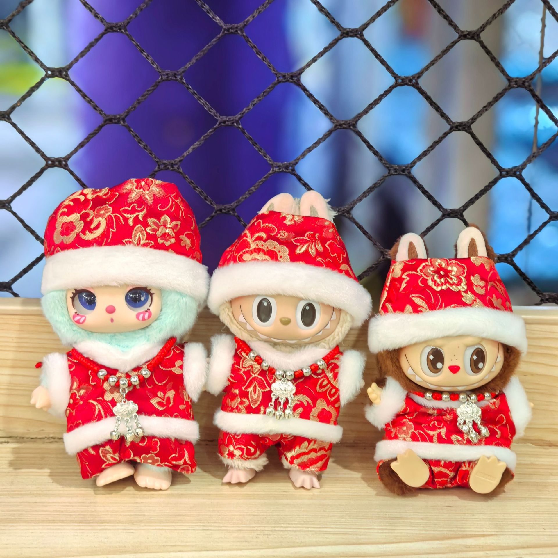 Only clothes] 15cm pendant labubu cloth for the new year suit labubu key chain doll clothes adorable baby