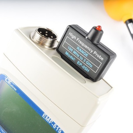 EMF-819 high frequency electric field strength meter EMF819 electromagnetic wave tester Luchang LUTRON high frequency field strength meter