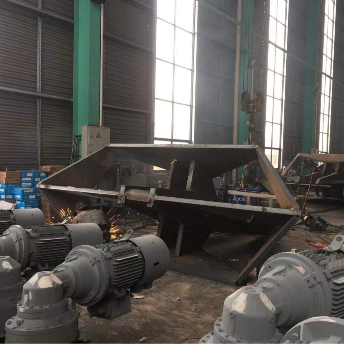 Large Quantity of Spot Production of Deleta Anchors, Triangular Anchors, Steel Plate Welding Marine Anchors, Large Claw Force Anchors, Marine Engineering Anchors