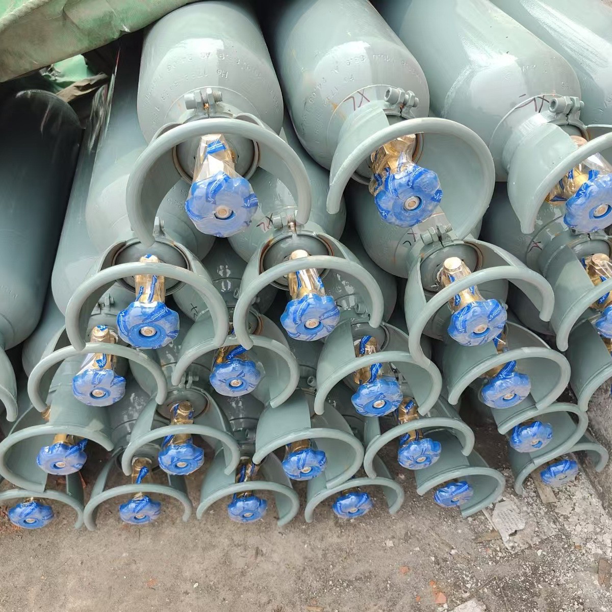 10 Liter High Pressure Helium High Purity Steel Cylinder Helium Industrial Gas Wedding Party Balloon Inflatable Helium Cylinder Helium Tank