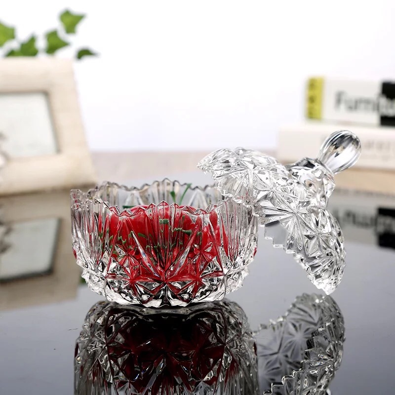 European-style glass candy jar transparent storage jar with lid fruit bowl seasonings box tea jar ashtray return gift jar suit